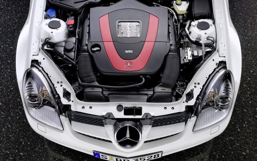  Mercedes-Benz SLK350 2009 года  (фото 2 из 28)